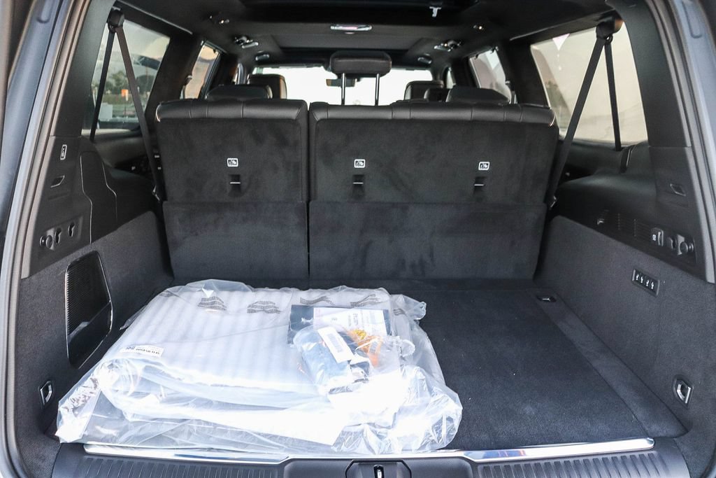 New 2026 Jeep Grand Wagoneer L Summit AWD/4WD image 30