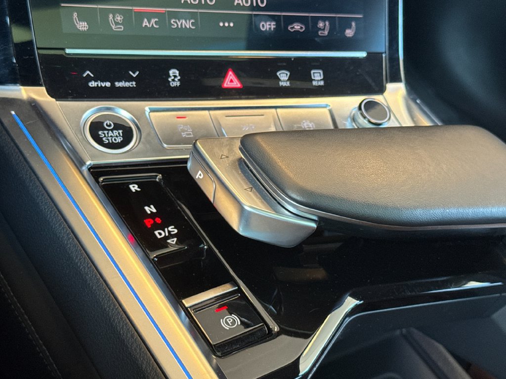 Used 2024 Audi Q8 e-tron Prestige w/ Prestige Package AWD/4WD image 28