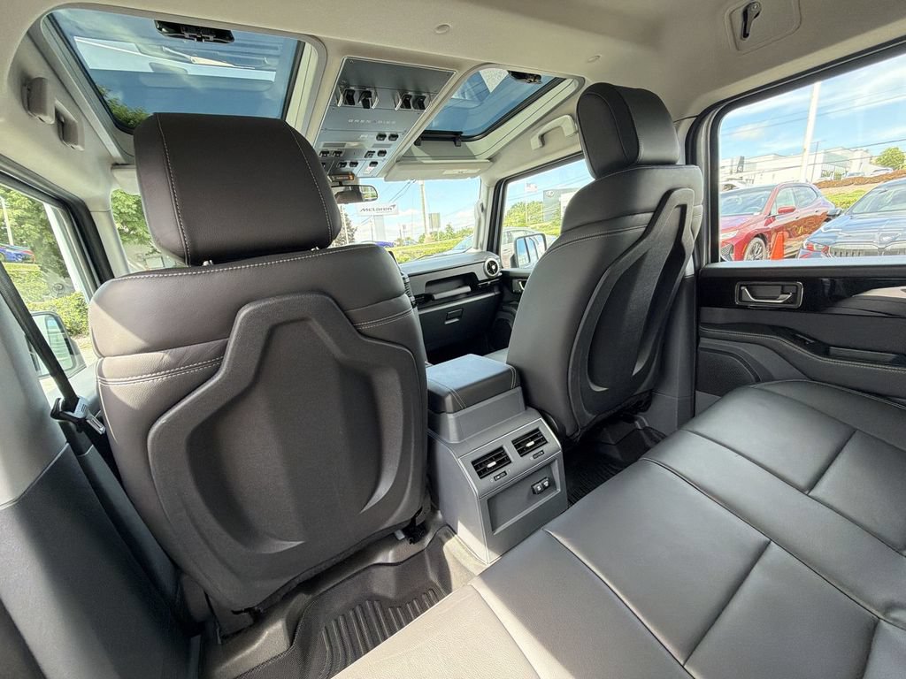 Used 2024 INEOS Grenadier Station Wagon AWD/4WD image 20