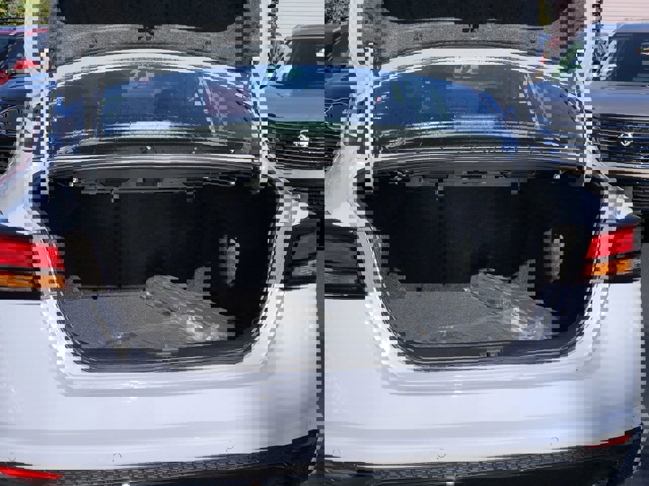 New 2025 Nissan Altima 2.5 SR w/ SR Premium Package image 17