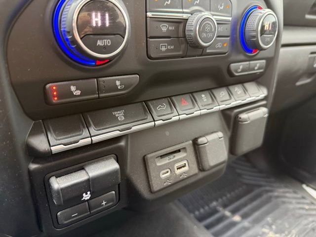 Used 2021 Chevrolet Silverado 2500 LTZ w/ Z71 Off-Road Package image 29