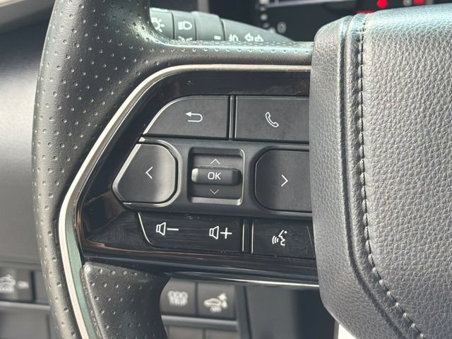 Used 2022 Toyota Tundra SR5 w/ SR5 Convenience Package AWD/4WD image 26