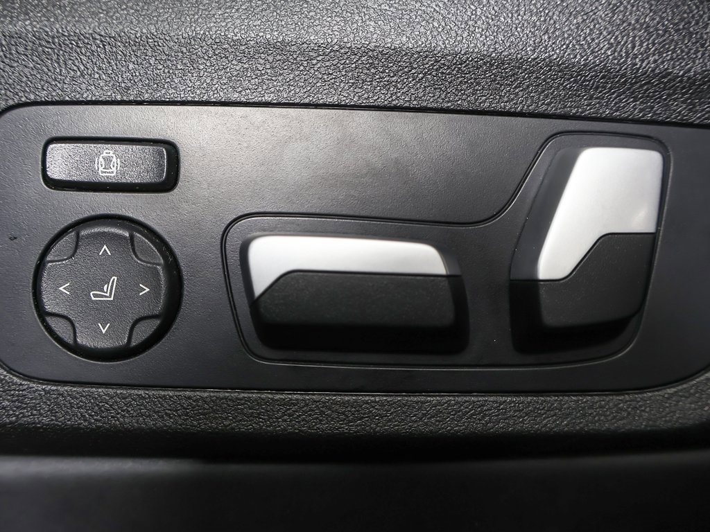 Used 2023 BMW X4 M image 32