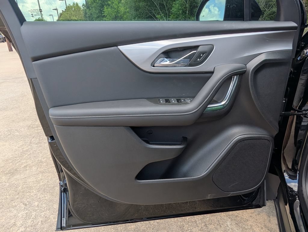 New 2026 Chevrolet Blazer LT w/ LPO, Floor Liner Package FWD image 12