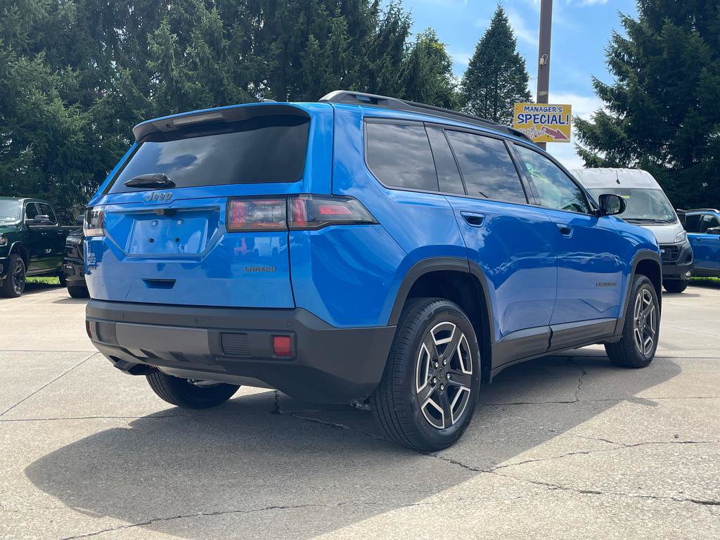 New 2026 Jeep Cherokee Laredo AWD/4WD image 3