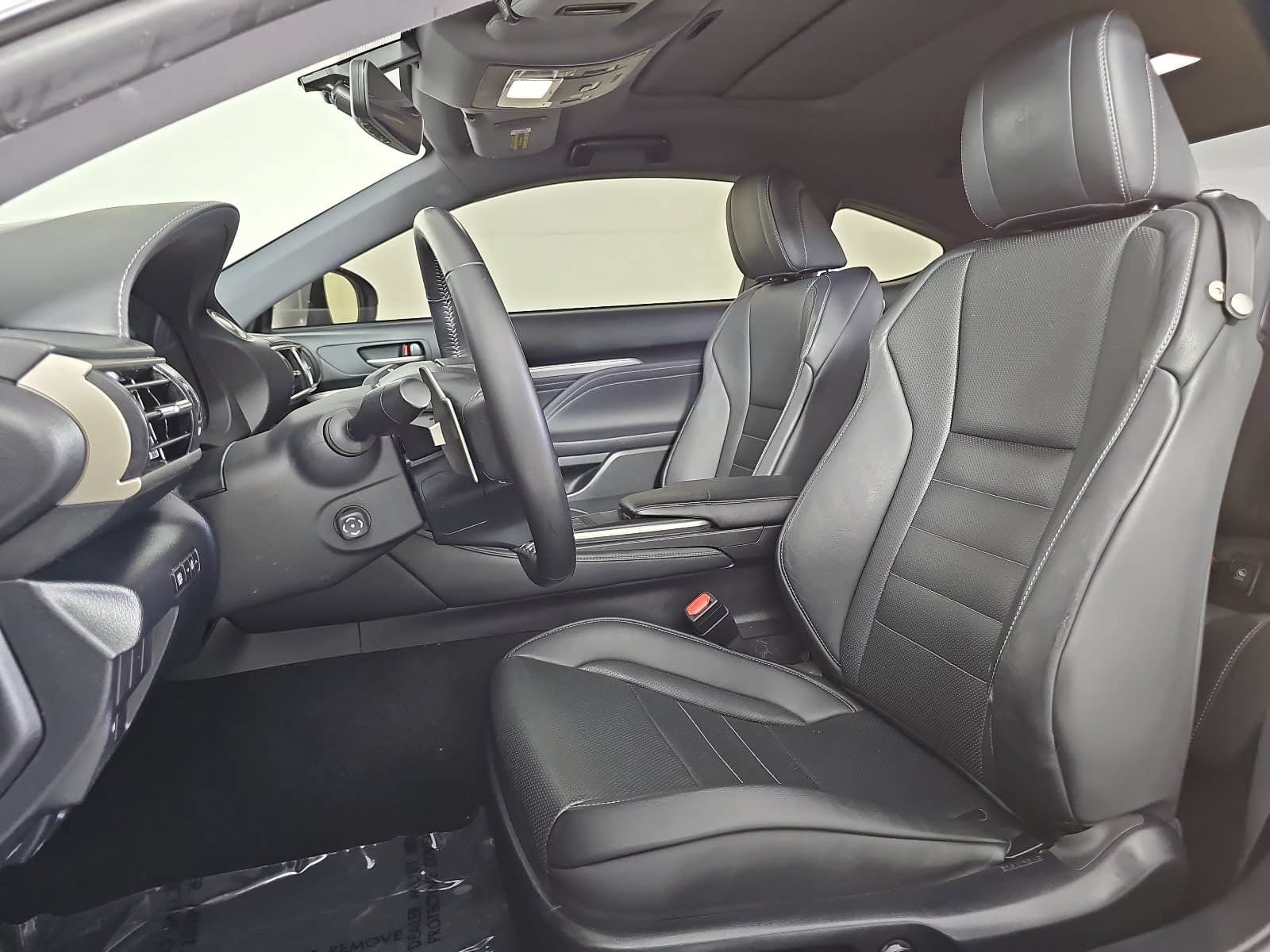 Used 2015 Lexus RC 350 w/ Luxury Package RWD image 13