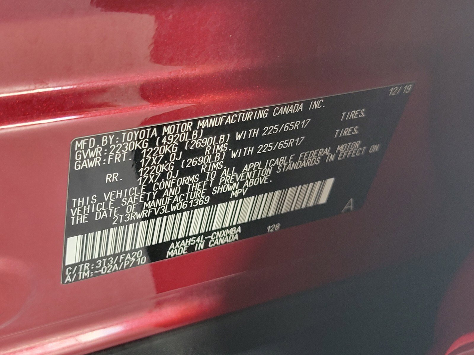 Used 2020 Toyota RAV4 XLE w/ XLE Grade Weather Package image 18