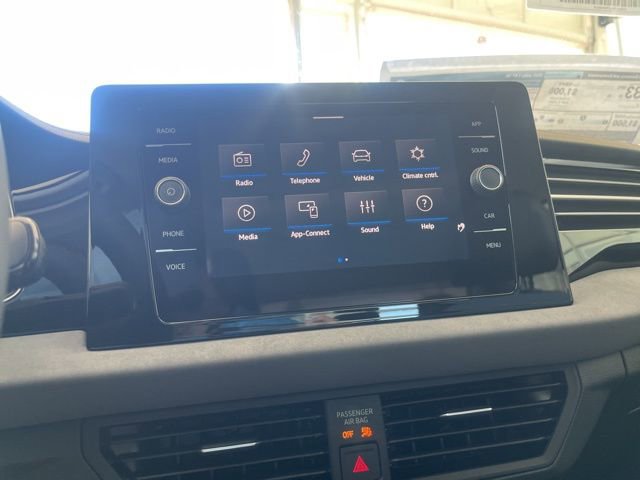 New 2026 Volkswagen Jetta SE FWD image 15