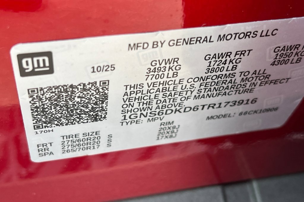 New 2026 Chevrolet Suburban Z71 image 24