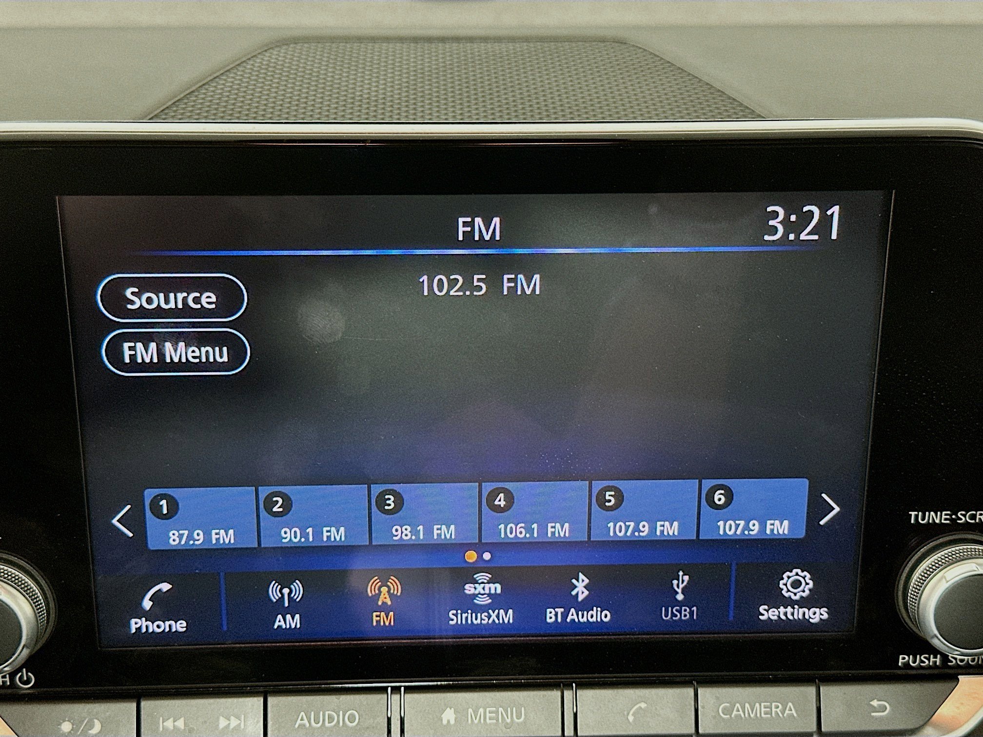 Used 2025 Nissan Altima 2.5 SV image 19