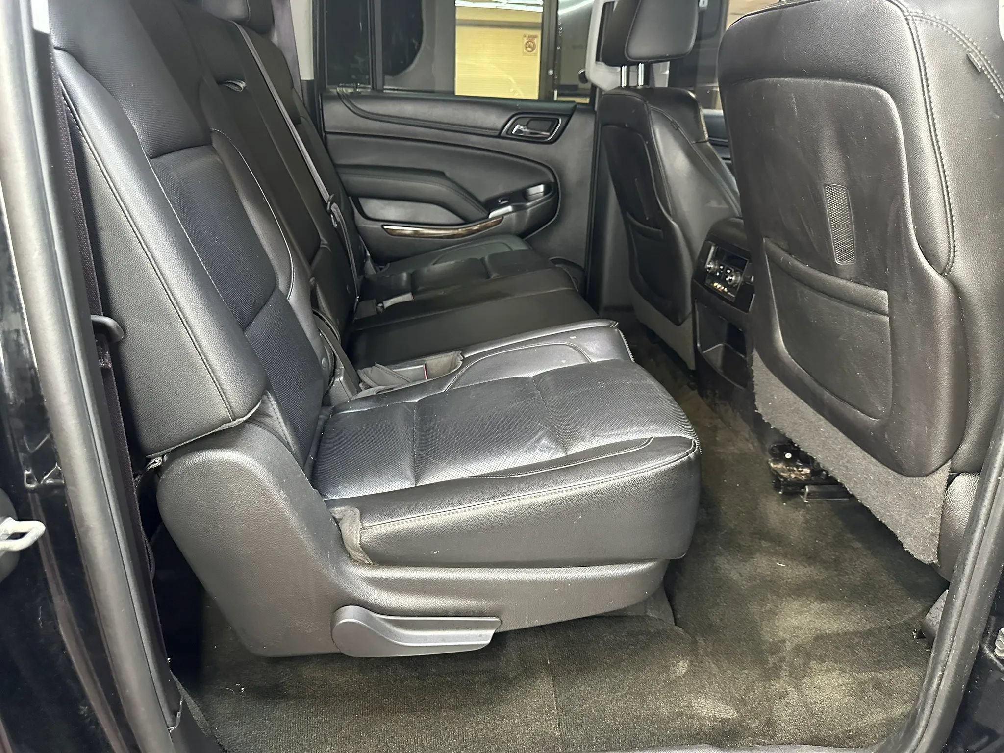 Used 2016 Chevrolet Suburban LTZ AWD/4WD image 28