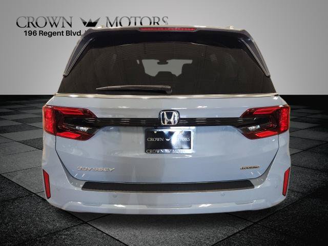 Certified 2025 Honda Odyssey Touring image 4