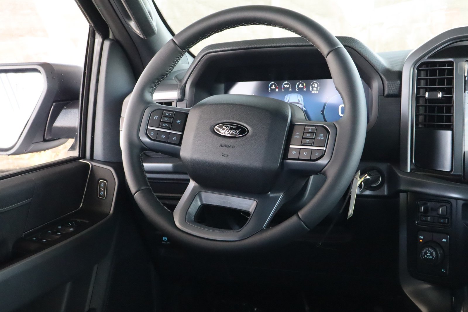 New 2026 Ford F150 XLT w/ FX4 Off-Road Package AWD/4WD image 30