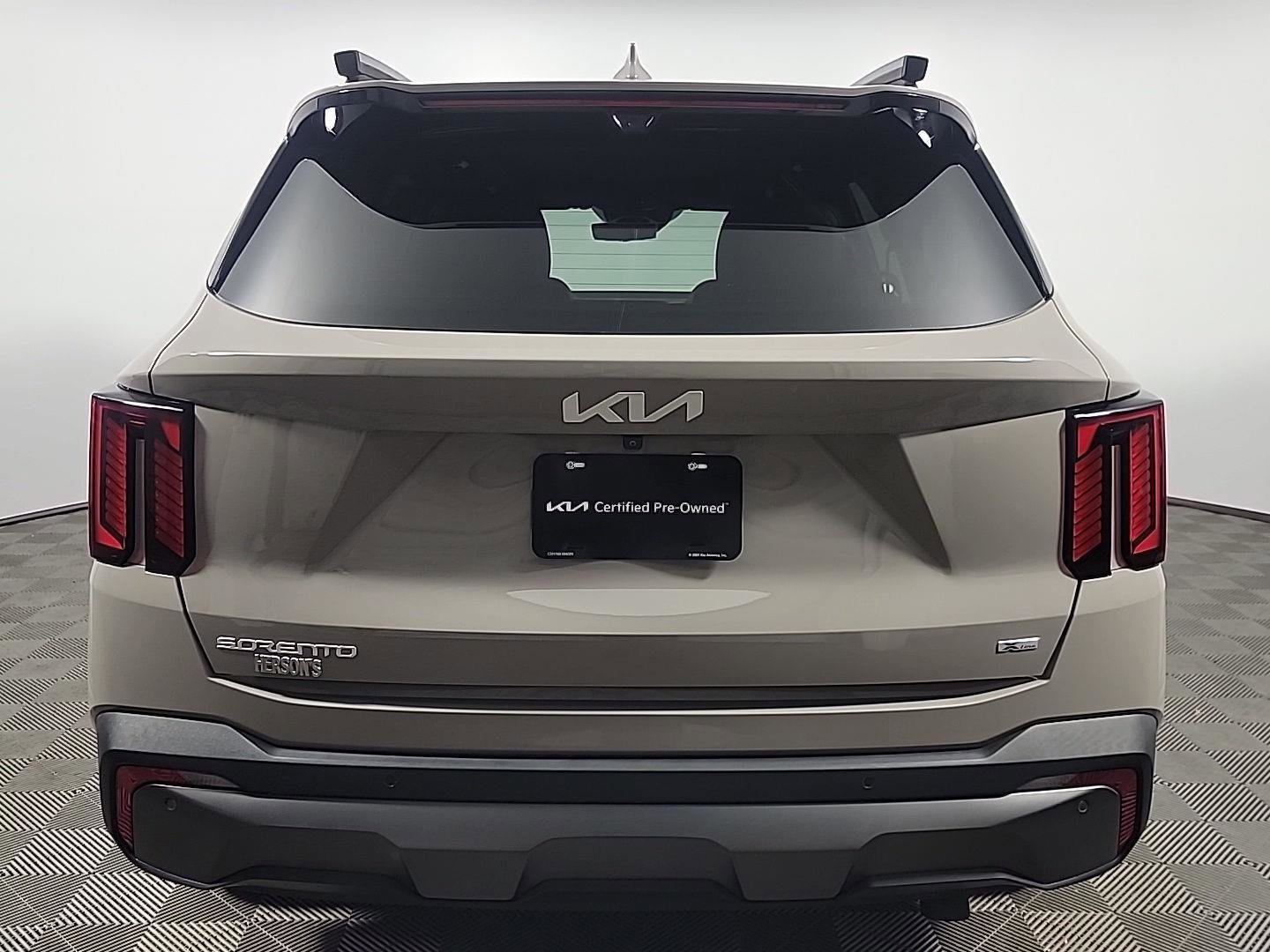 Used 2024 Kia Sorento SX Prestige image 5