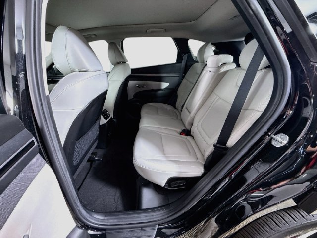 Used 2023 Hyundai Tucson Limited FWD image 24
