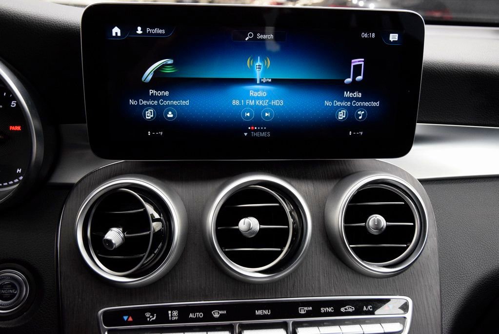 Used 2021 Mercedes-Benz GLC 300 image 25