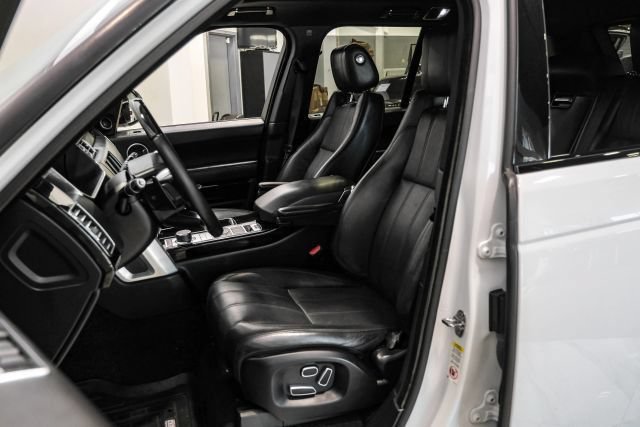 Used 2014 Land Rover Range Rover Supercharged AWD/4WD image 37