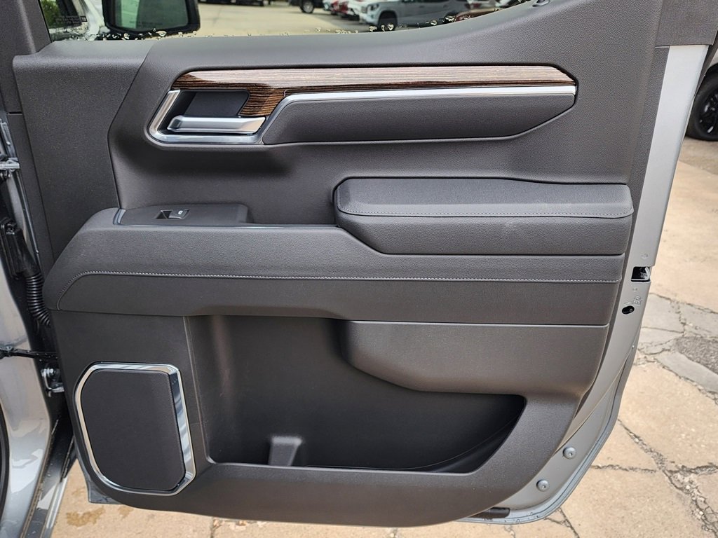 New 2026 GMC Sierra 1500 Elevation image 39