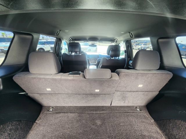 Used 2017 Jeep Grand Cherokee Laredo w/ Quick Order Package 2BE RWD image 17