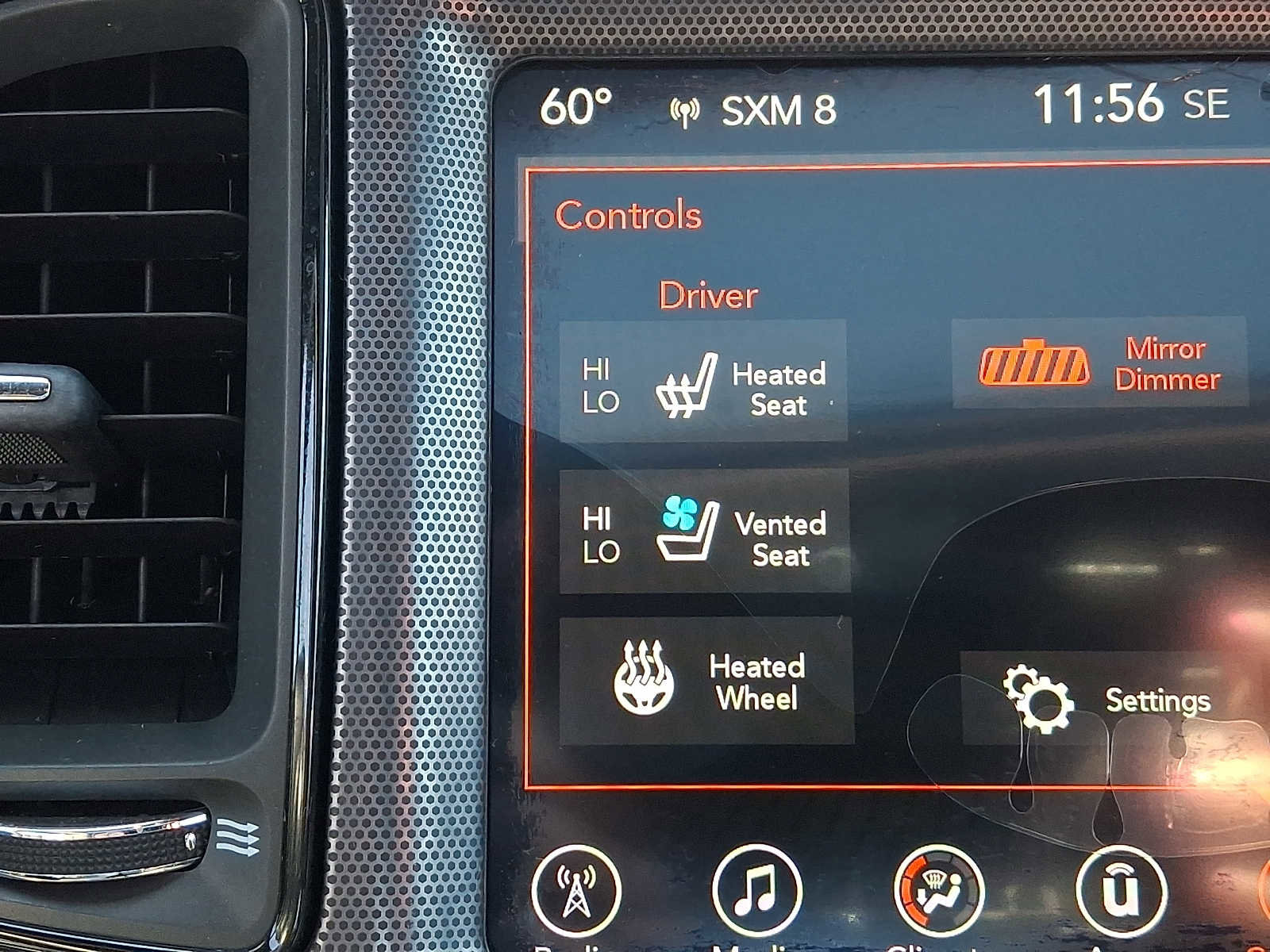 Used 2017 Dodge Challenger GT w/ Driver Convenience Group image 24