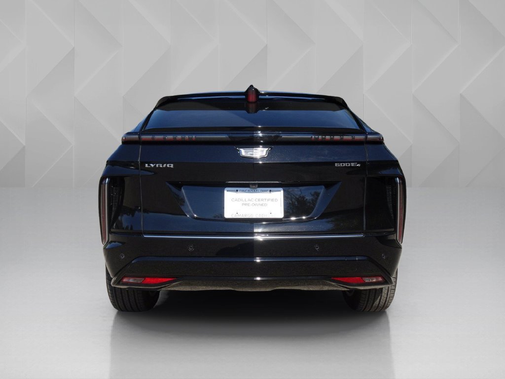 Certified 2024 Cadillac Lyriq Luxury w/ LPO, Floor Liner Package AWD/4WD image 4