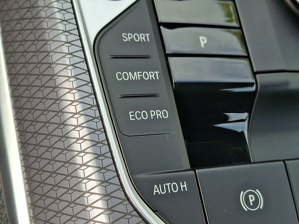 Used 2026 BMW M440i Convertible image 22