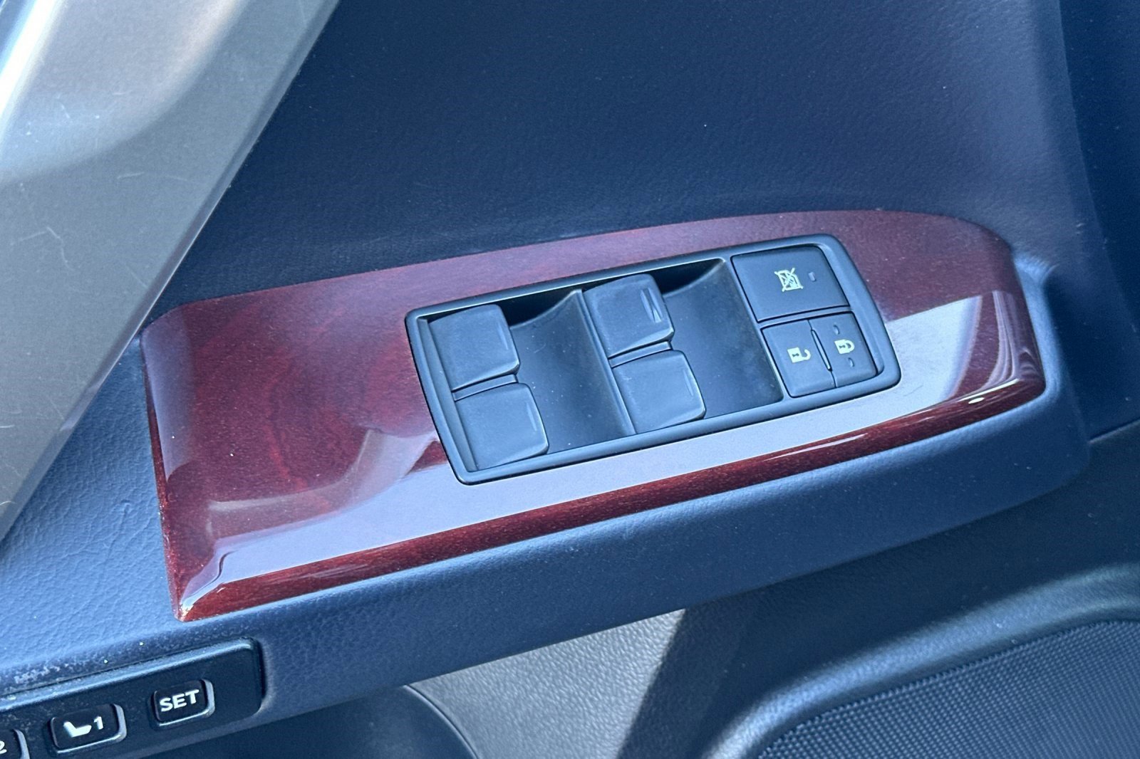 Used 2017 Lexus GX 460 Premium image 13