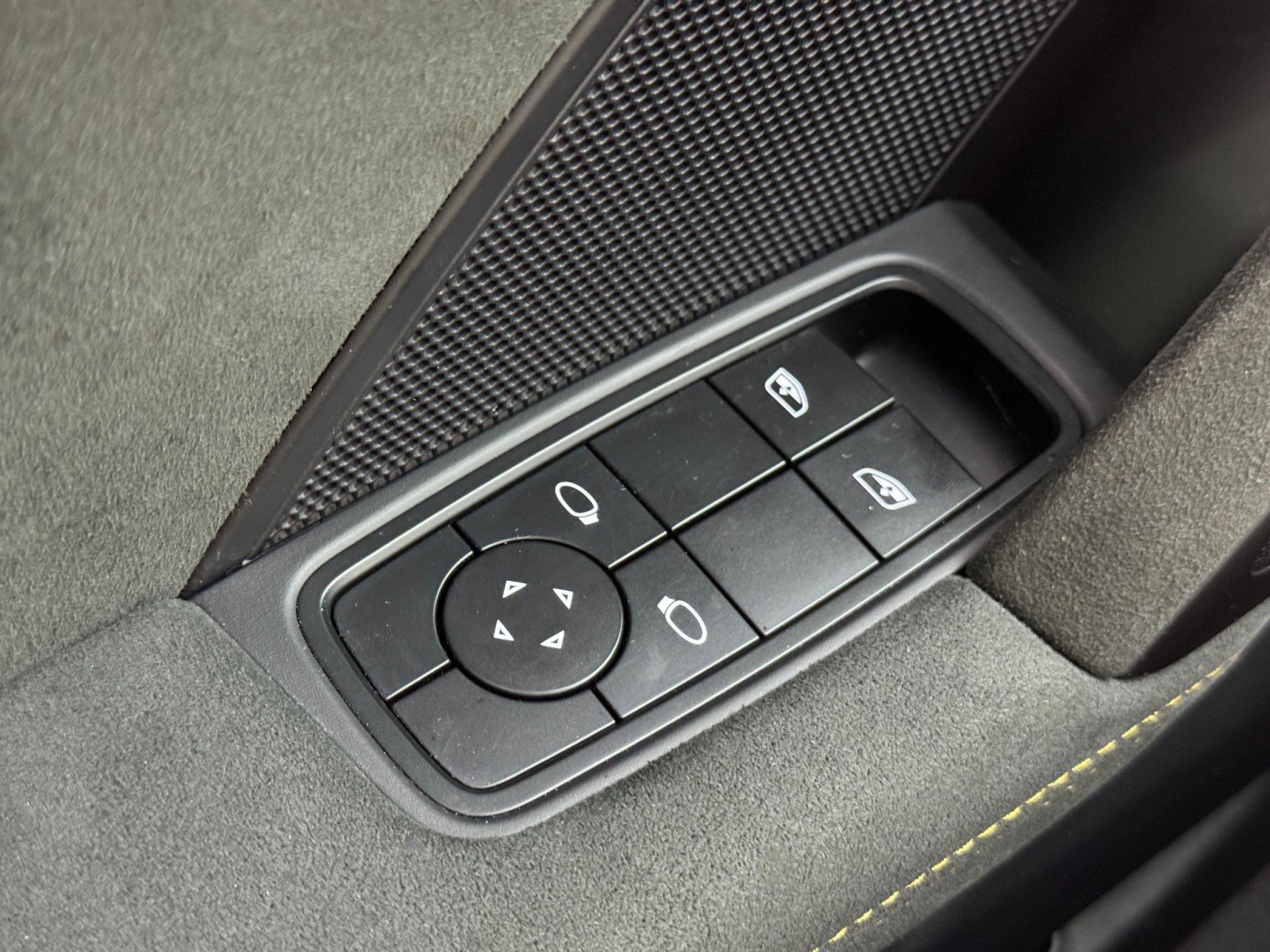Used 2023 Porsche 911 GT3 RWD image 13