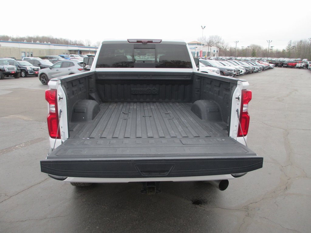 Used 2021 Chevrolet Silverado 3500 High Country w/ Z71 Off-Road Package image 7