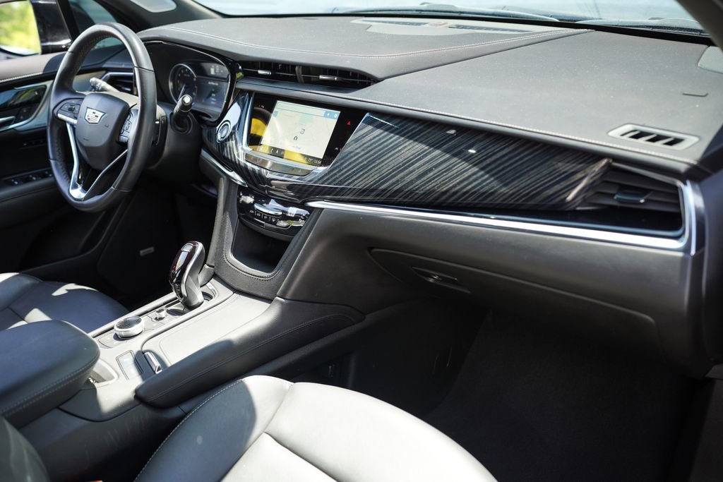 Used 2024 Cadillac XT6 Premium Luxury FWD image 22