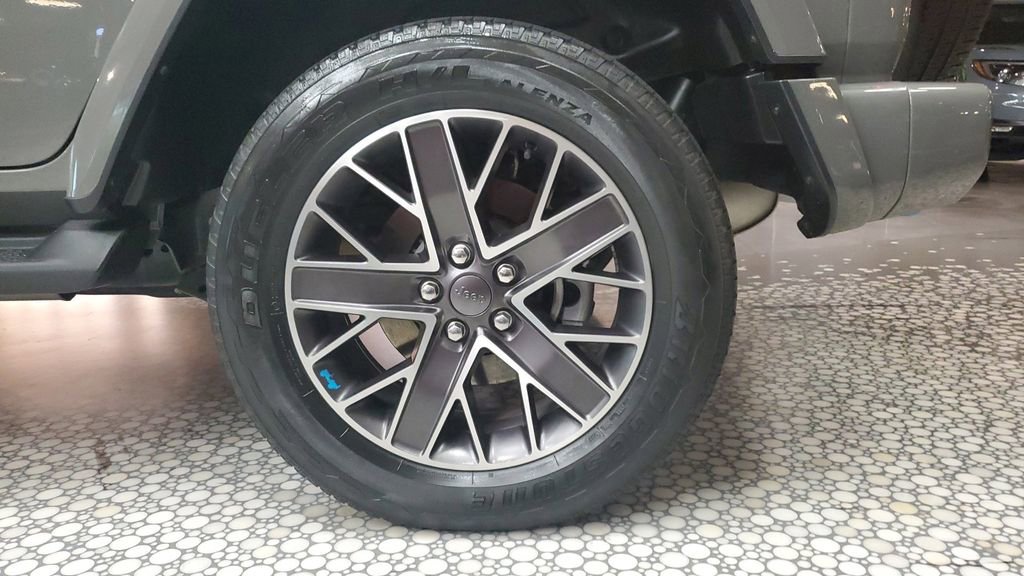 Used 2022 Jeep Wrangler Unlimited Sahara image 6