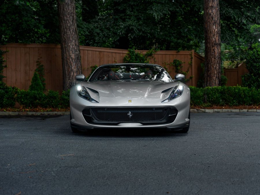 Used 2022 Ferrari 812 GTS RWD image 6