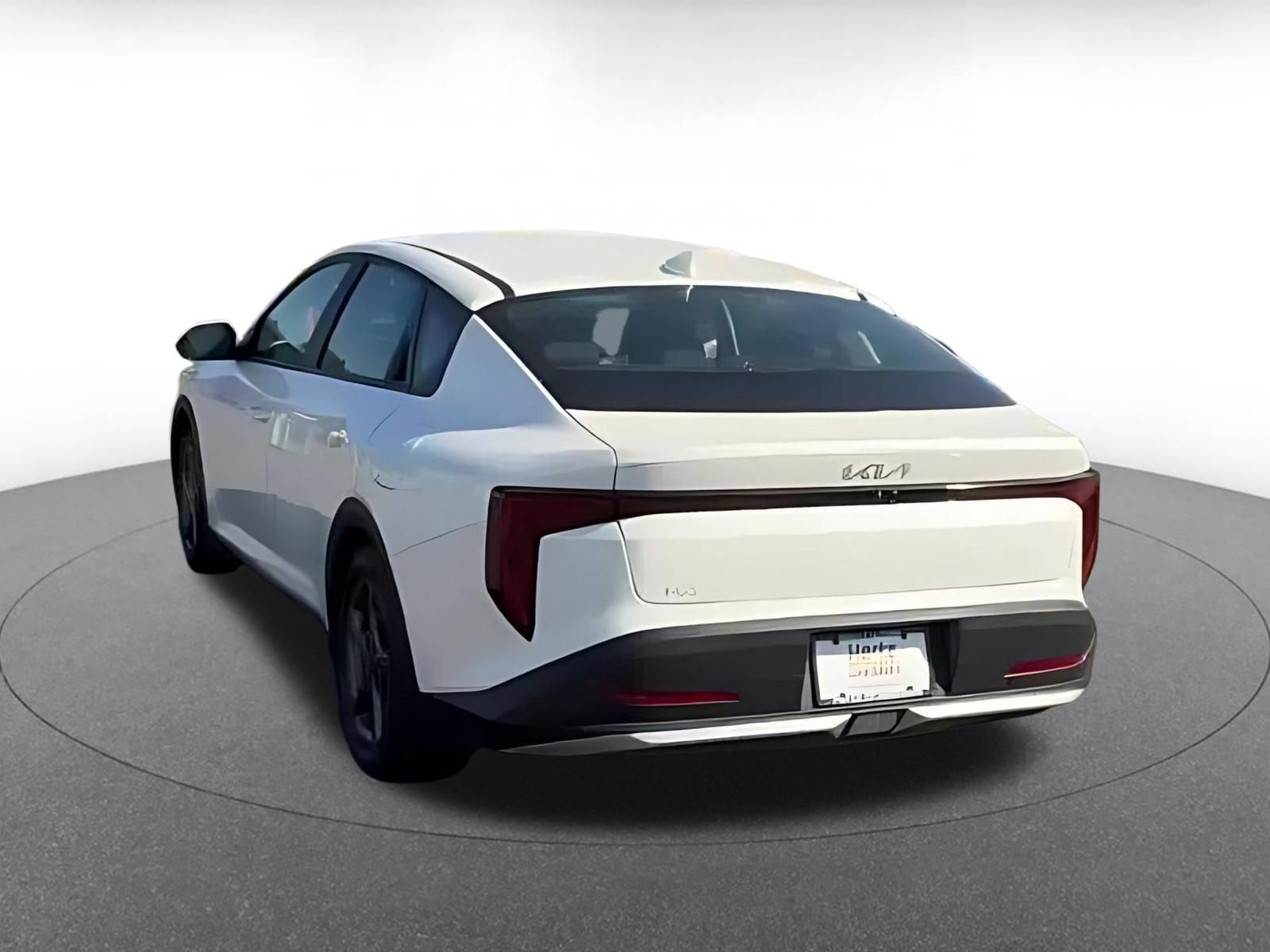 Used 2025 Kia K4 FWD image 14