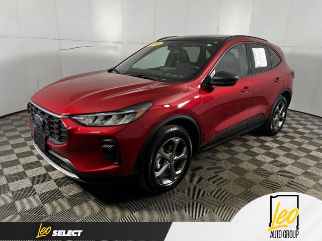 Used 2025 Ford Escape ST-Line w/ Tech Pack #1 image 1