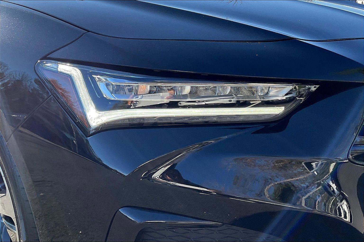 Certified 2024 Acura TLX w/ Technology Package image 31