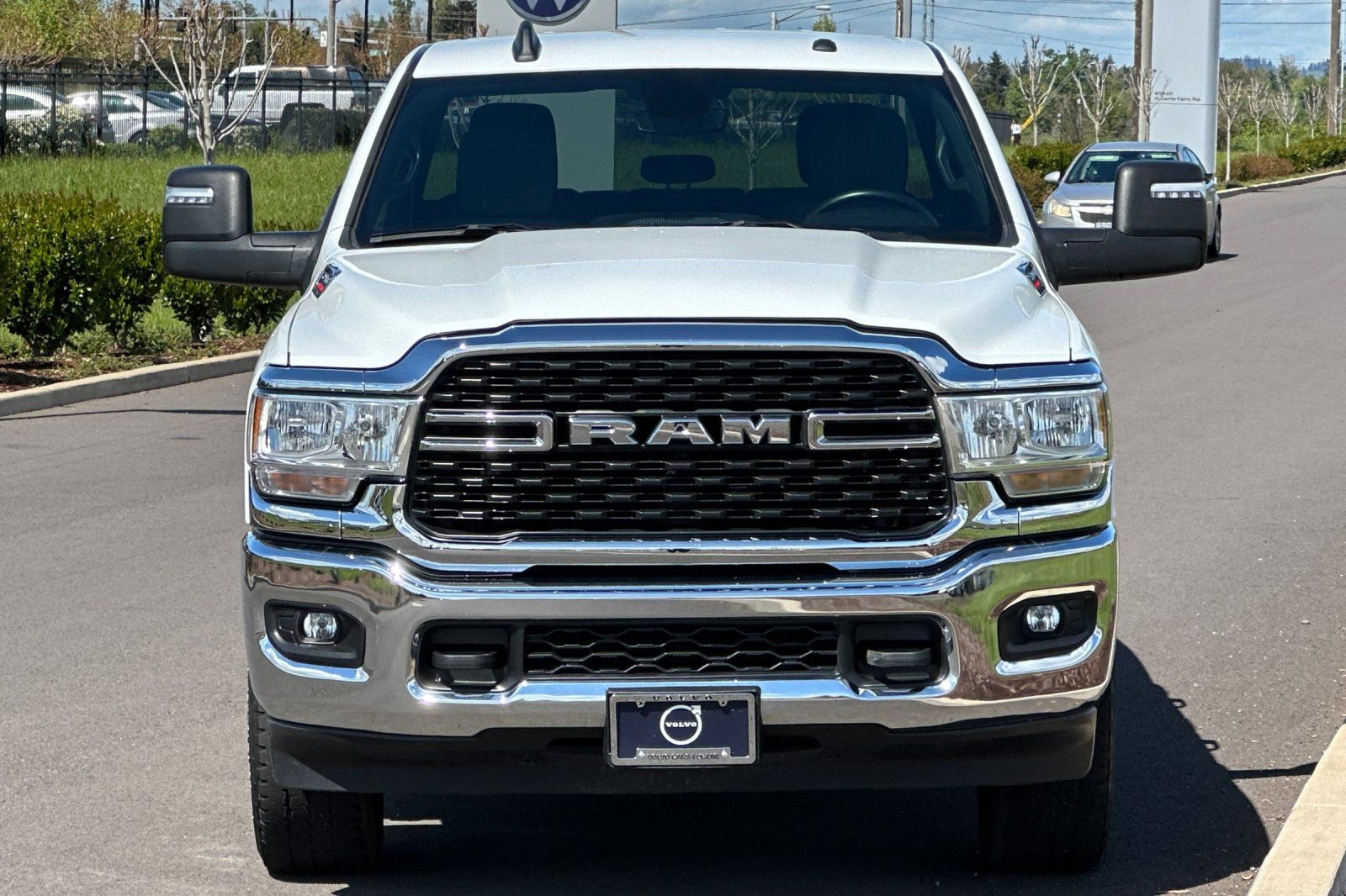 Used 2024 RAM 2500 Big Horn AWD/4WD image 8