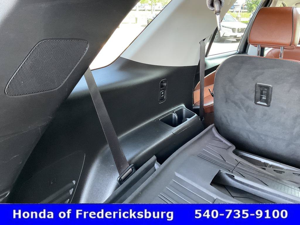 Used 2020 Chevrolet Traverse High Country w/ LPO, Floor Liner Package AWD/4WD image 24