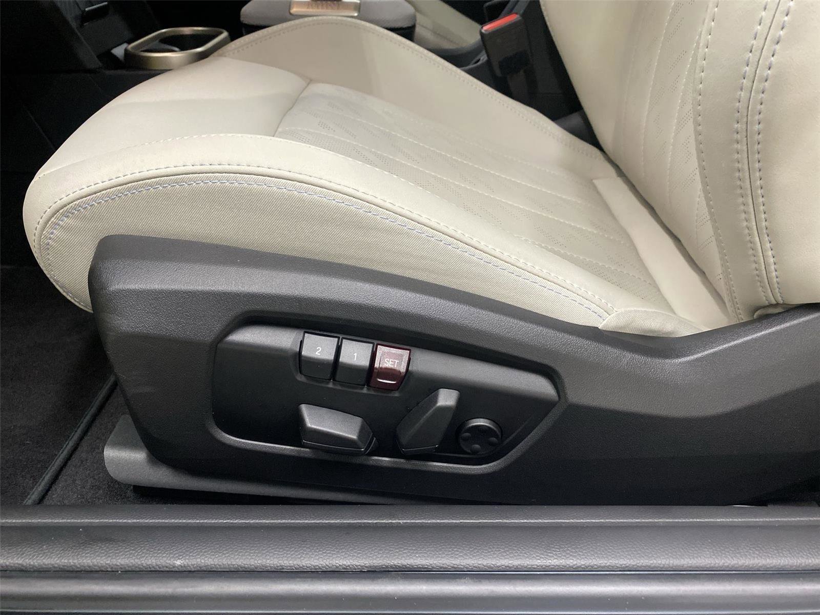 Certified 2025 MINI Cooper S image 18