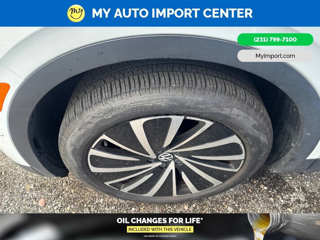 Used 2025 Volkswagen ID.4 Pro AWD/4WD image 6