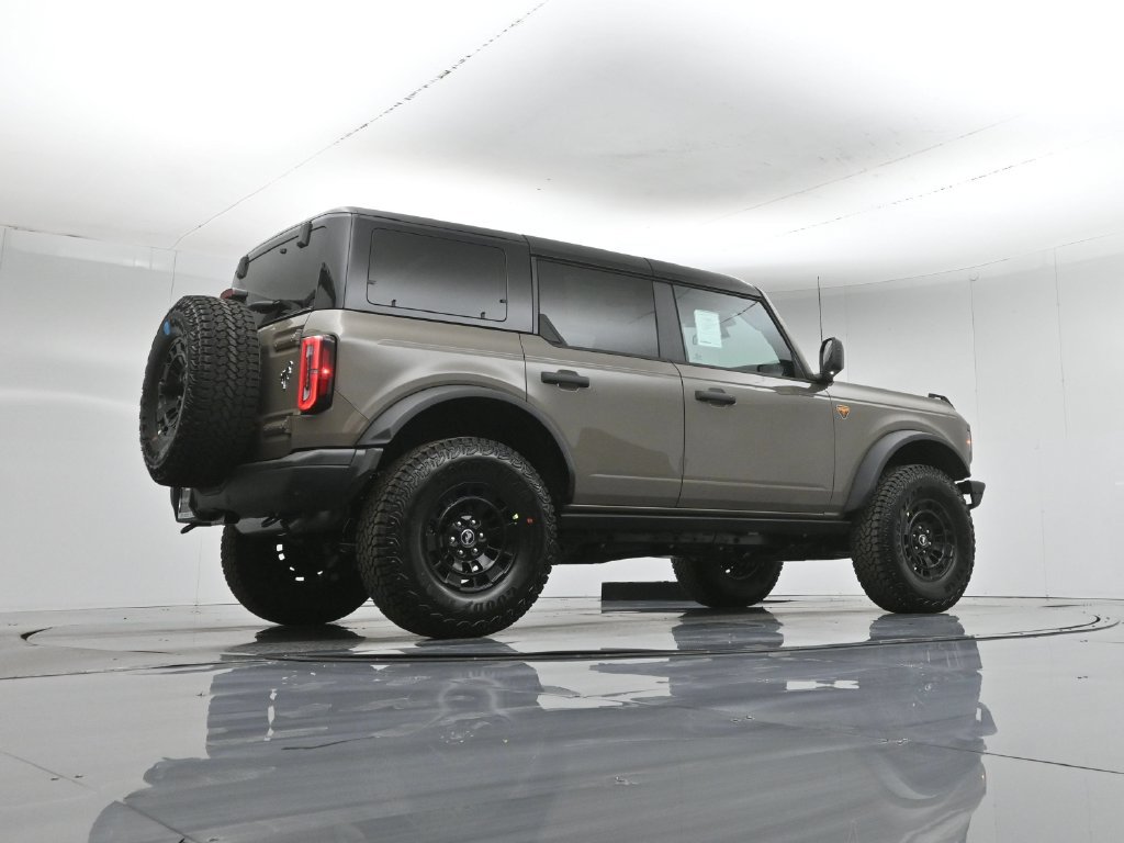 New 2026 Ford Bronco Badlands AWD/4WD image 45
