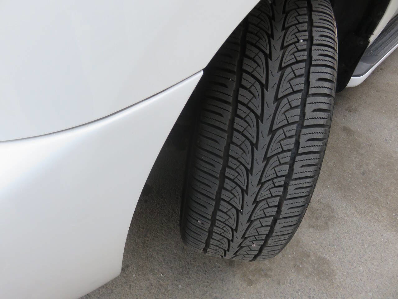 Used 2011 Toyota Sequoia Limited image 36