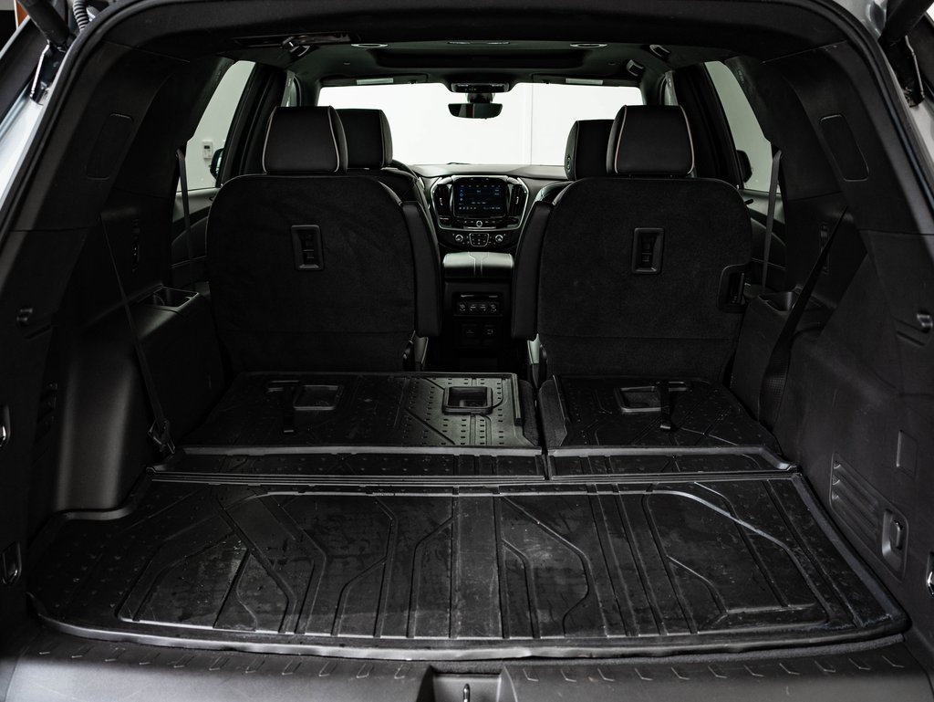 Used 2023 Chevrolet Traverse Premier image 22
