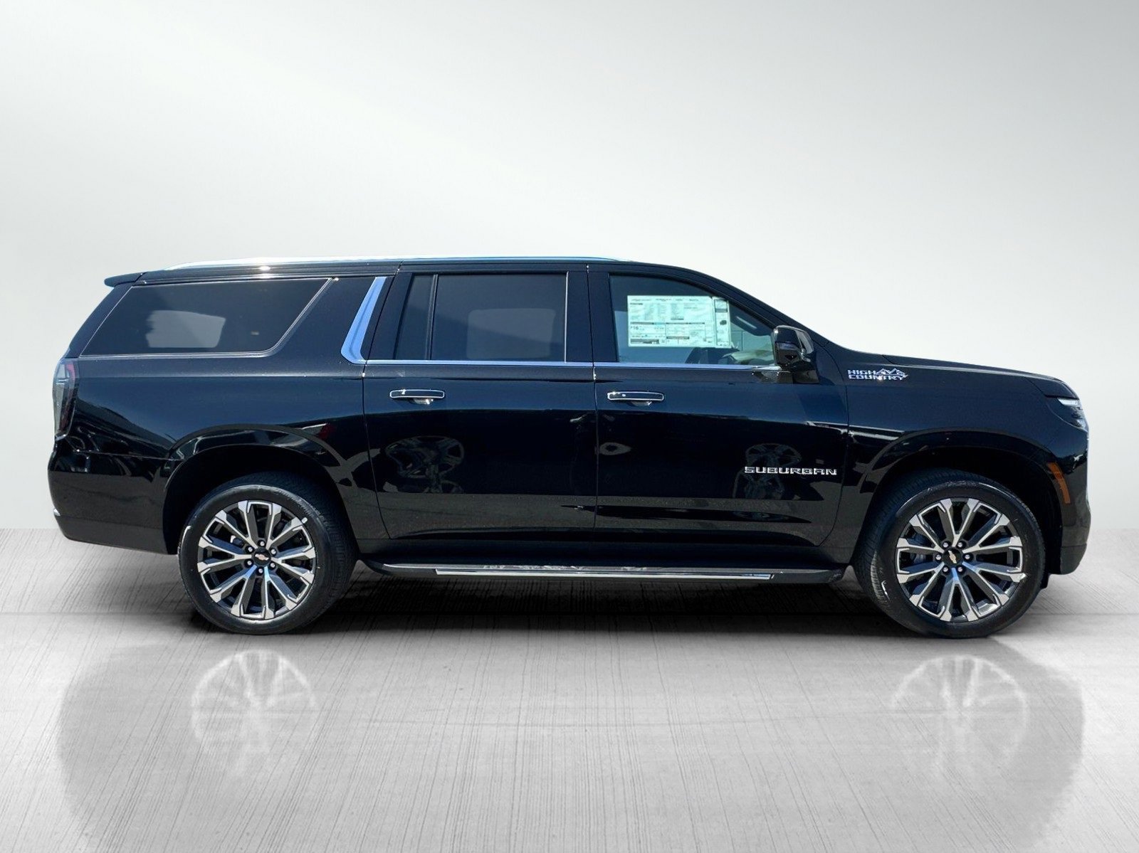 New 2025 Chevrolet Suburban High Country image 3