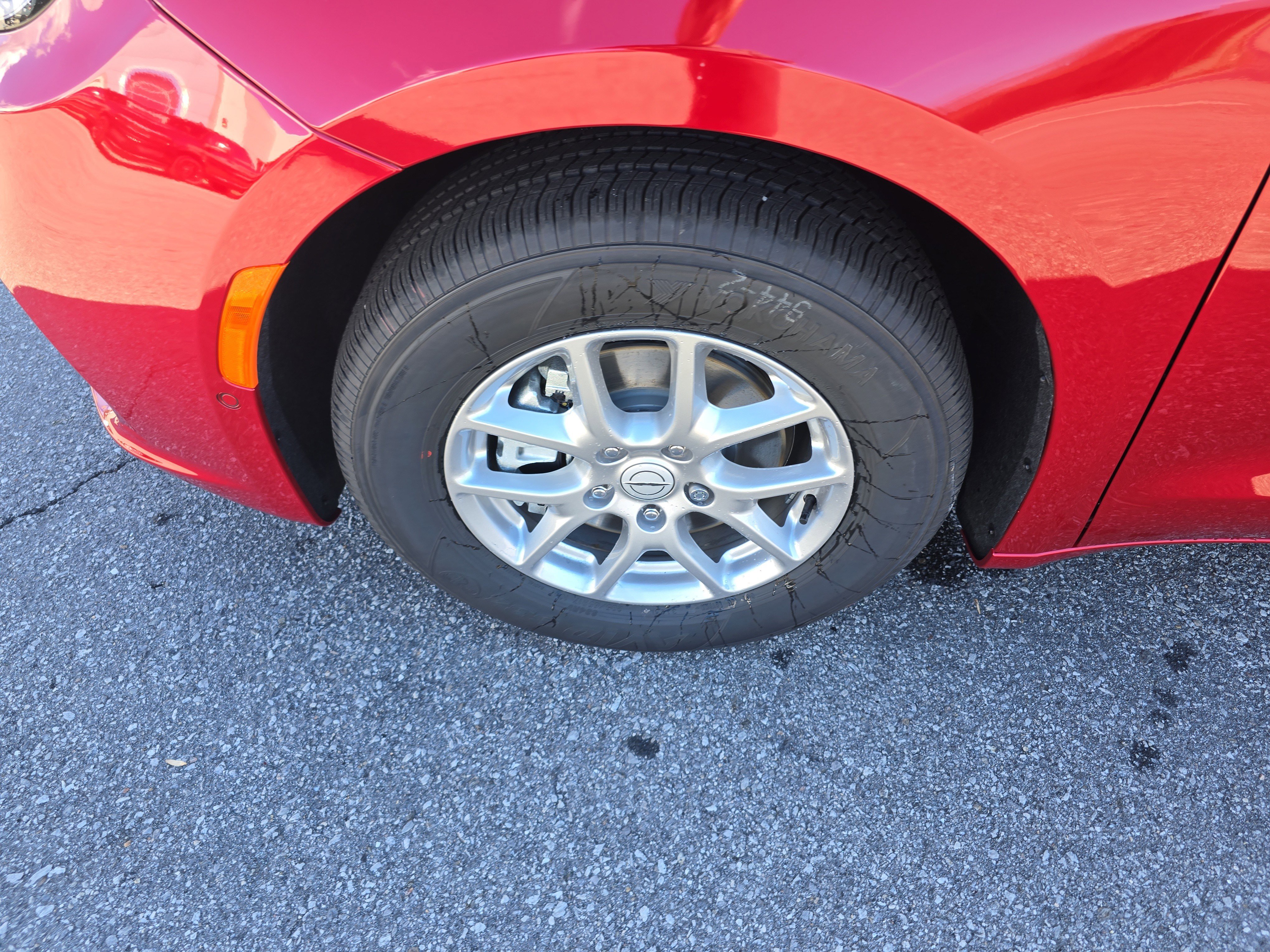 New 2026 Chrysler Pacifica Select image 12