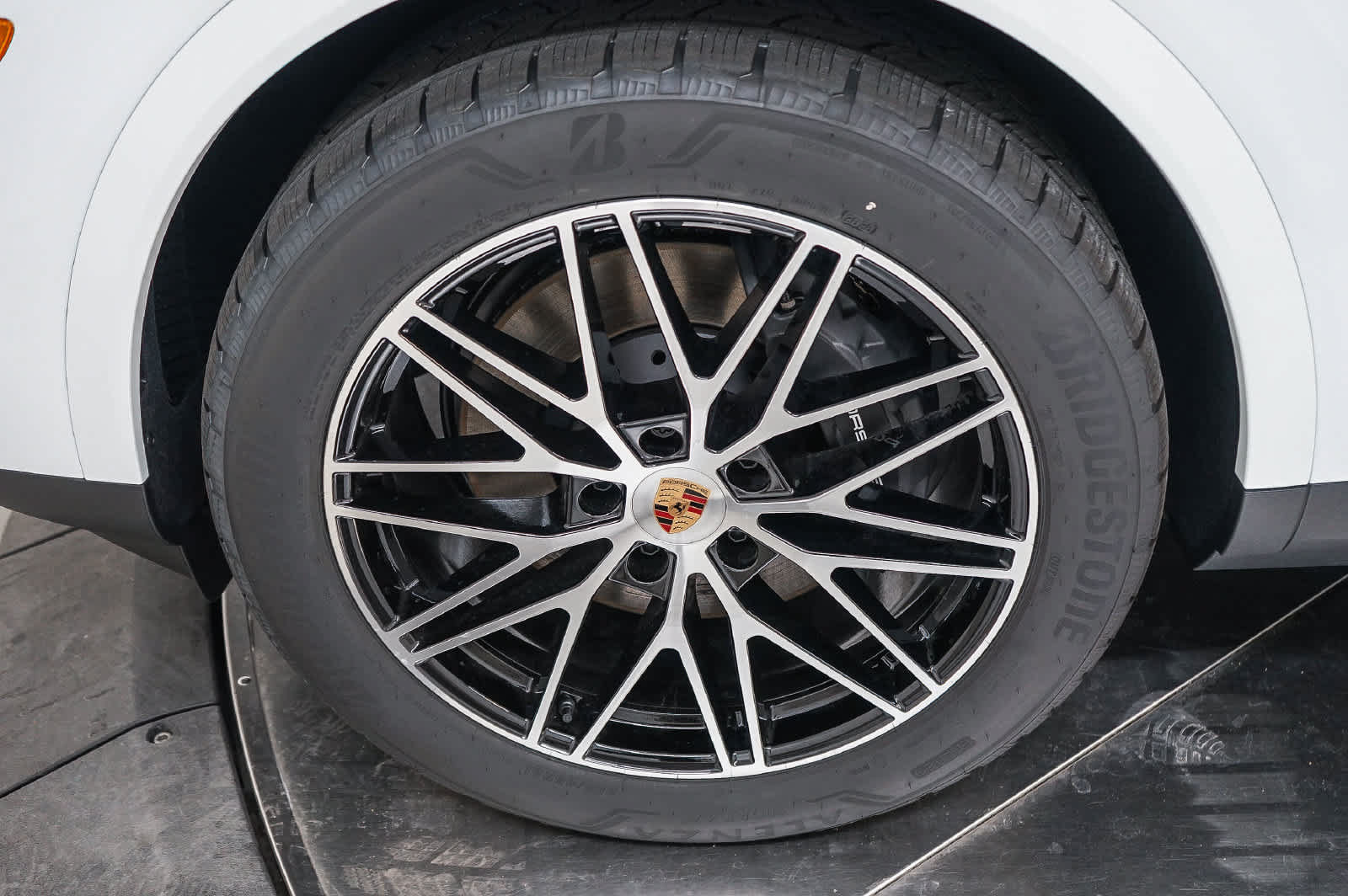 New 2026 Porsche Cayenne AWD/4WD image 14