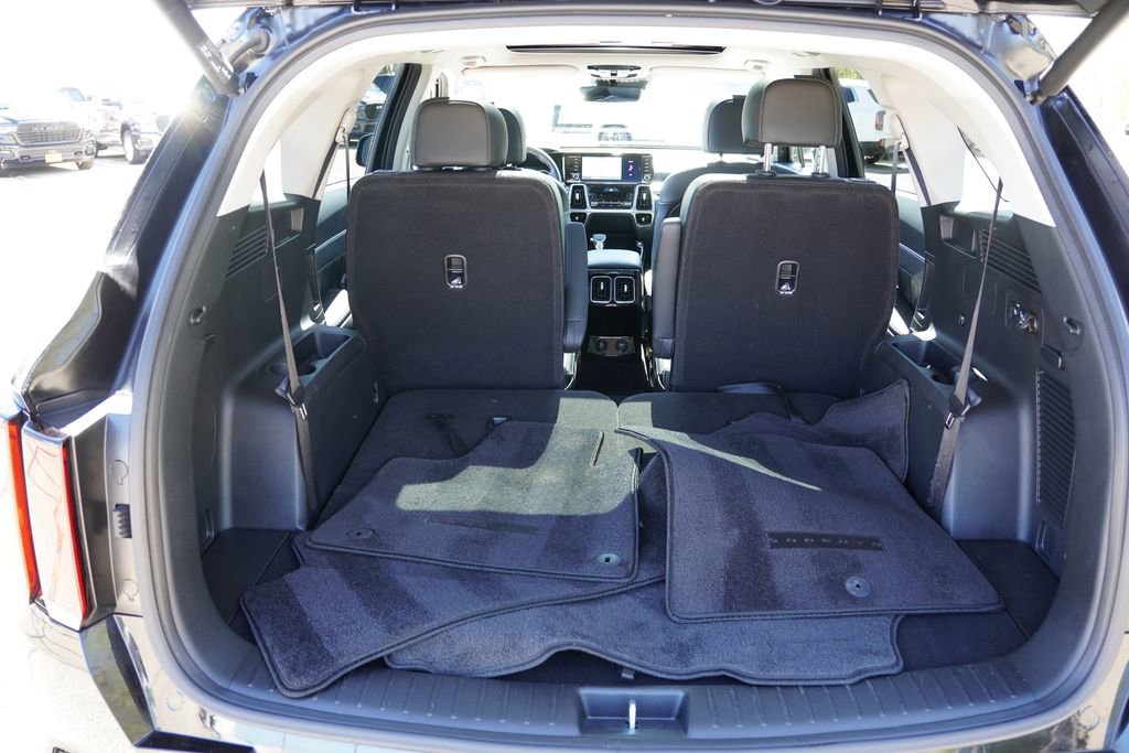 Certified 2023 Kia Sorento SX AWD/4WD image 21