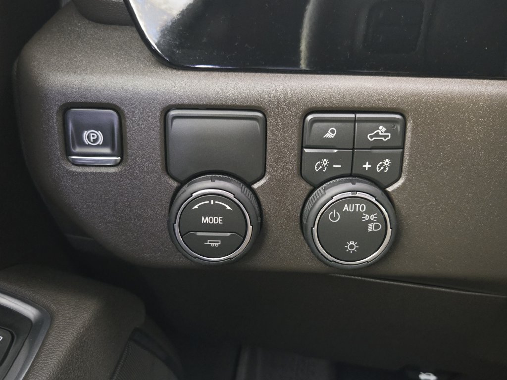 New 2026 Chevrolet Silverado 1500 LT w/ Texas Edition Plus RWD image 23