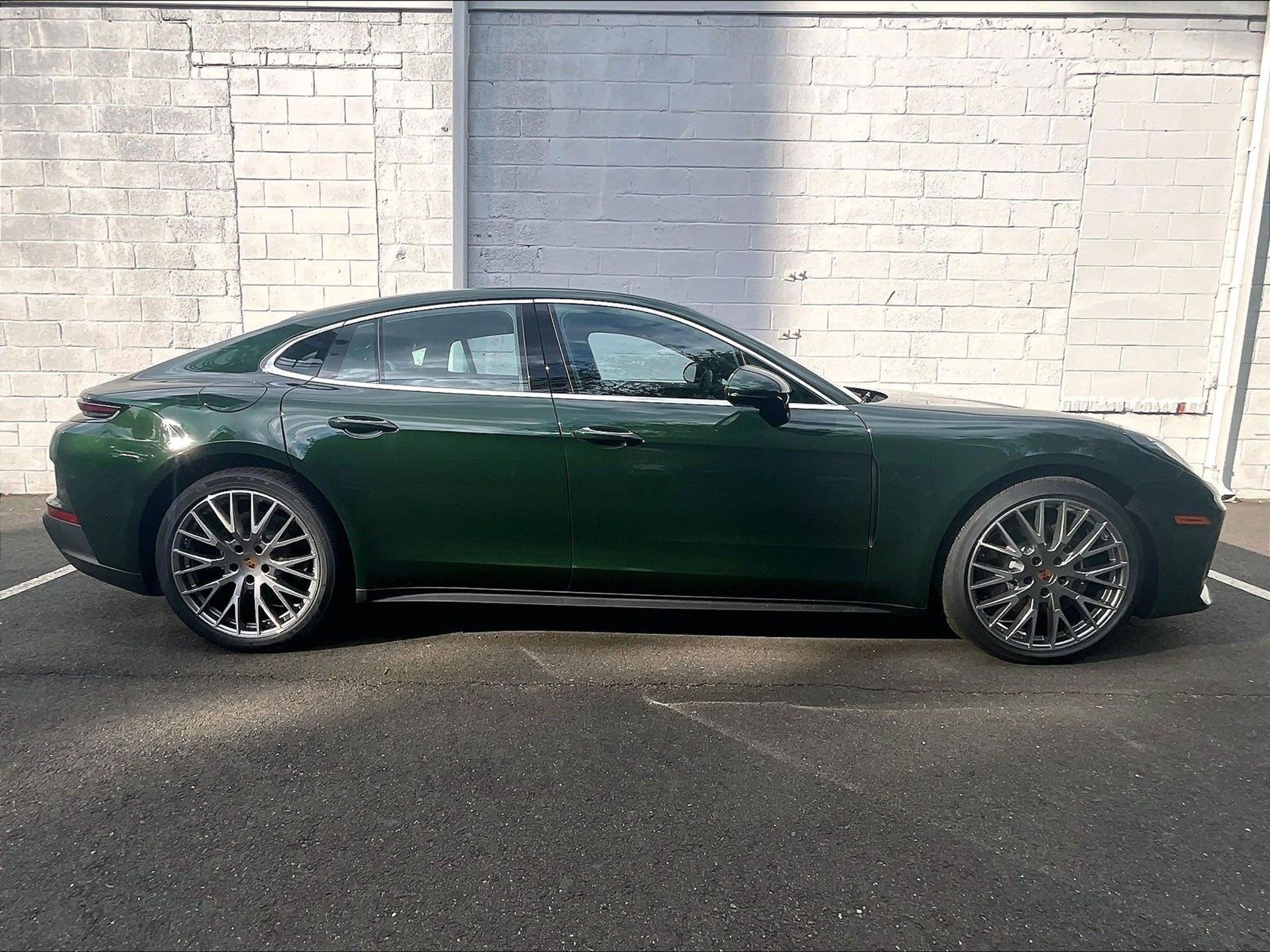 New 2026 Porsche Panamera 4 AWD/4WD image 6