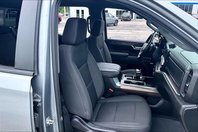 Used 2024 Chevrolet Silverado 1500 RST w/ Convenience Package II AWD/4WD image 30