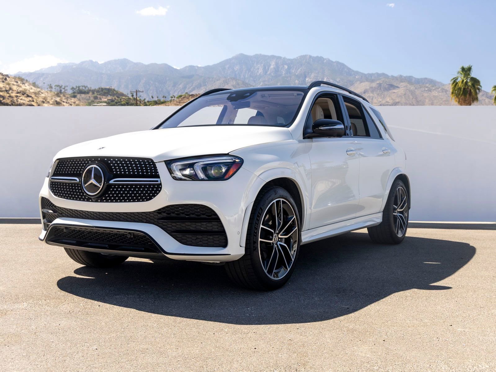 Used 2021 Mercedes-Benz GLE 580 4MATIC image 1